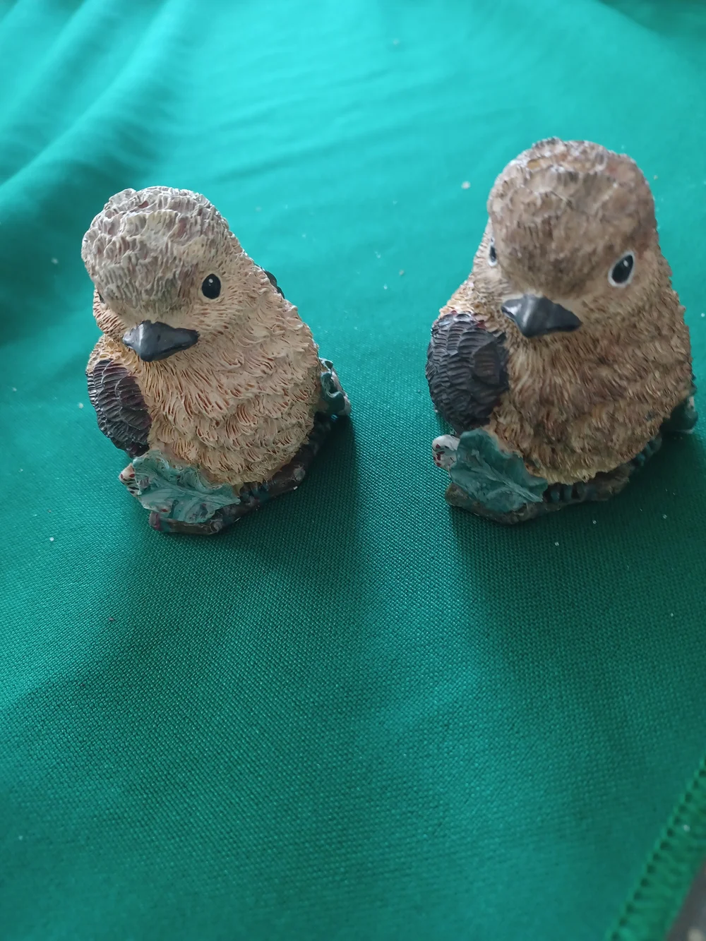 Small Pets Decorative Brown Bird Pair – Realistic Textured Salt And Pepper Shak